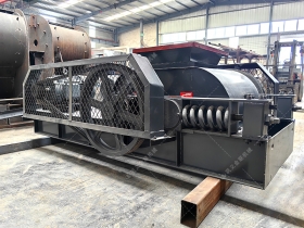 2PG450X500對輥榴莲成人APP安卓下载發往福建泉州破碎石英砂